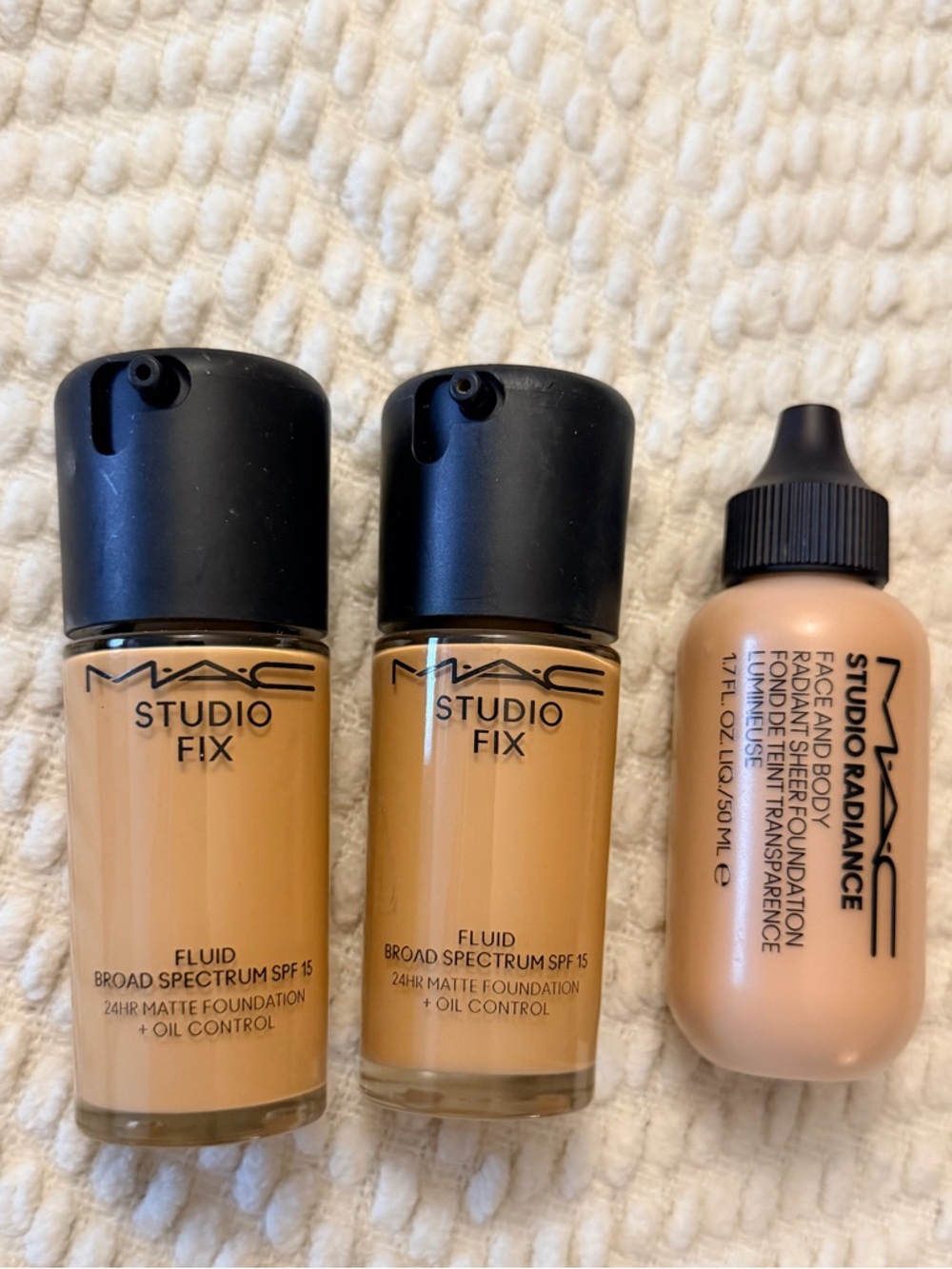 🤍MAC Studio Fix & Studio Radiance Liquid Foundations Bundle🤍